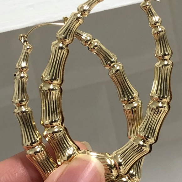 14k Gold Filled Bamboo Oval Hoop Earrings - Picture 6 of 9